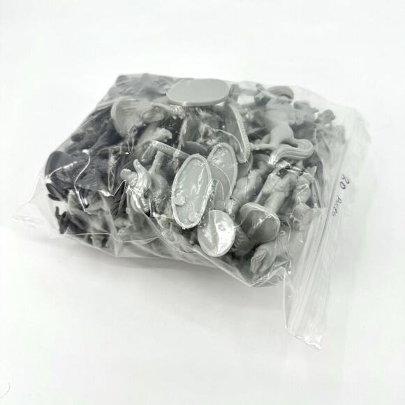 Lot Of 80 Wicked Duels Fantasy Creatures Wizards Ogres Fairies Plastic Figures - Picture 15 of 16